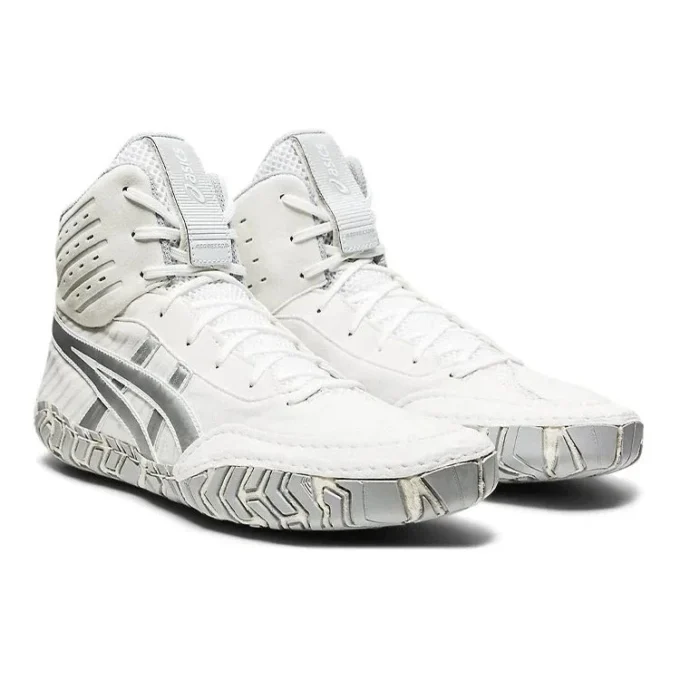 Aggressor 4 «White Pure Silver»