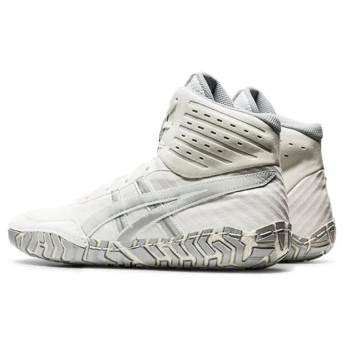 Aggressor 4 «White Pure Silver»
