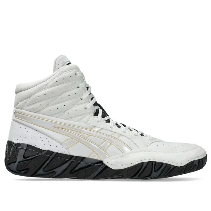 Aggressor 6 «Blanco champán»