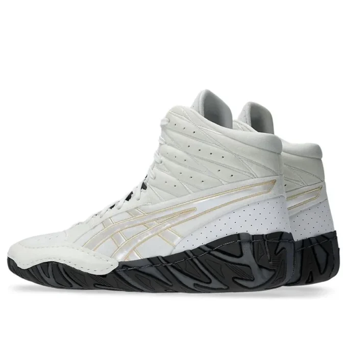Aggressor 6 «Blanco champán»
