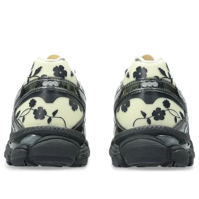 Asics x Cecilie Bahnsen Gel-Cumulus 16 «Ivory Black» Asics x Cecilie Bahnsen Gel-Cumulus 16 «Ivory Black»