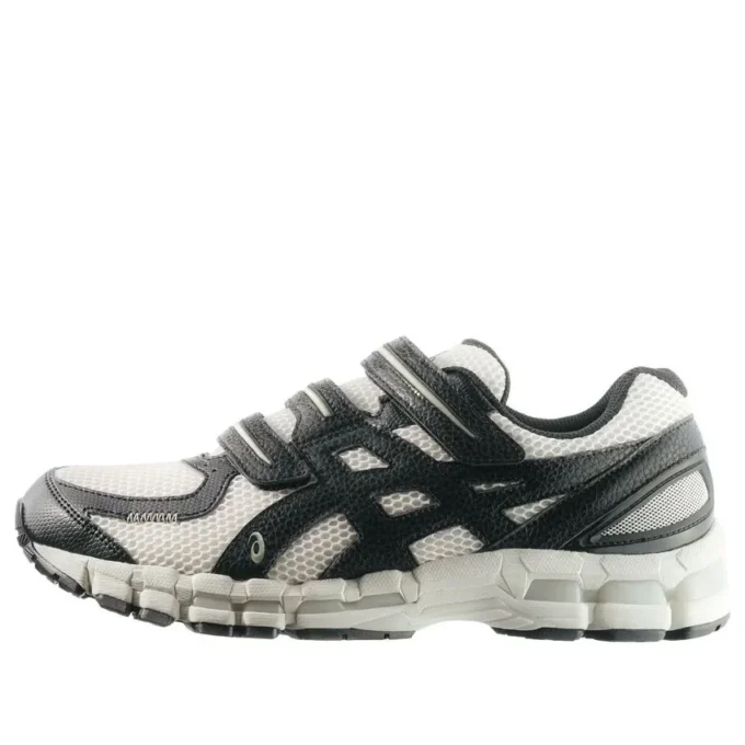Asics x HAL STUDIOS Gel-Kayano 20 «Bone»