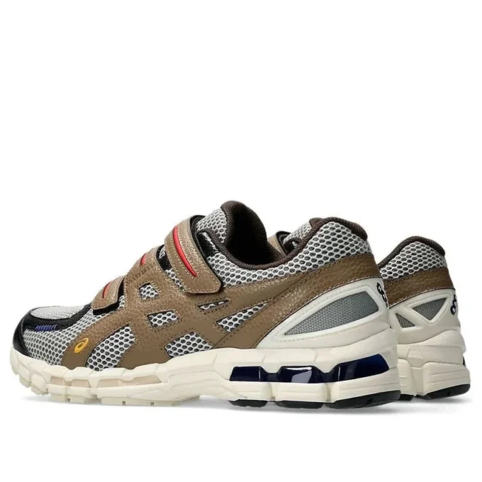 Asics x HAL Studios Gel-Kayano 20 «Malt»