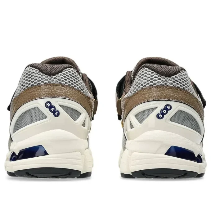 Asics x HAL Studios Gel-Kayano 20 «Malt»