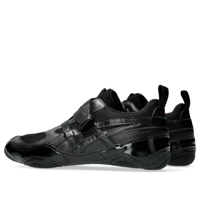 Asics x Issey Miyake Hyper Taping «Negro»