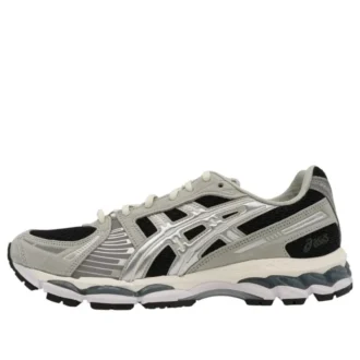 Asics x Kith Gel-Kayano 12.1 «Peat Cream»