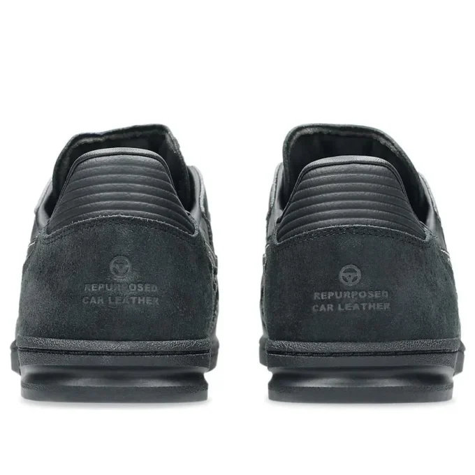 Asics x Toyoda Gosei Skyhand OG «Negro»