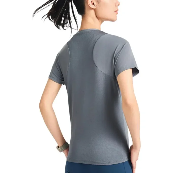 Camiseta con logotipo «Gris»