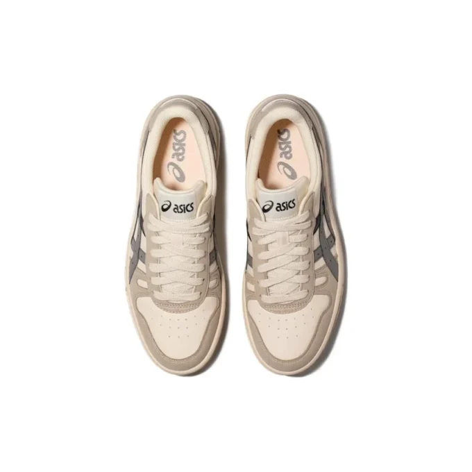Court MZ «Cream Black Gum»