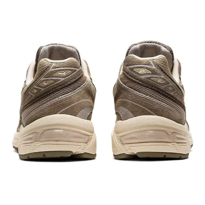 GEL-1130 «Brown White»