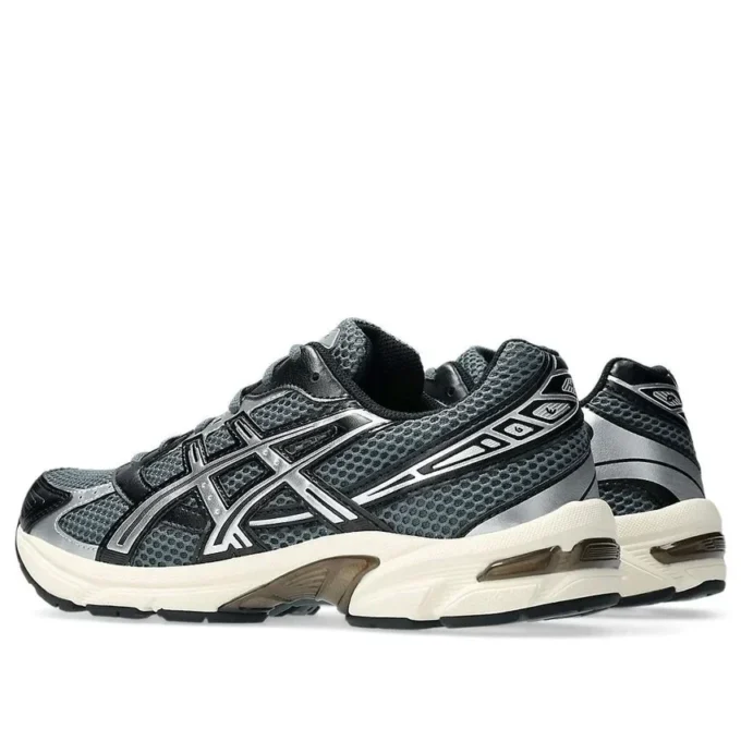 GEL-1130 «Gris acero/Negro»