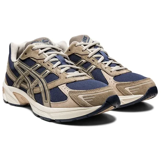 GEL-1130 «Tarmac Mink»