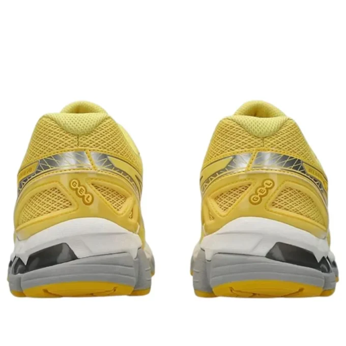 Gel-Kayano 20 «Amarillo cromo crema de plátano»