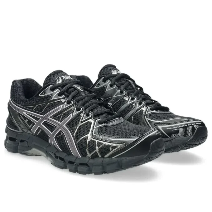 Gel-Kayano 20 «Negro Gris Arcilla»