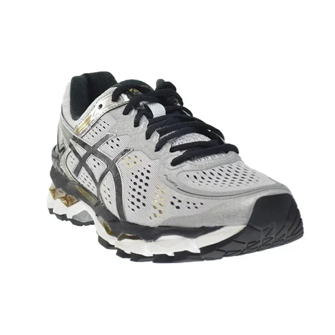 Gel-Kayano 22 «Silver Black Gold»