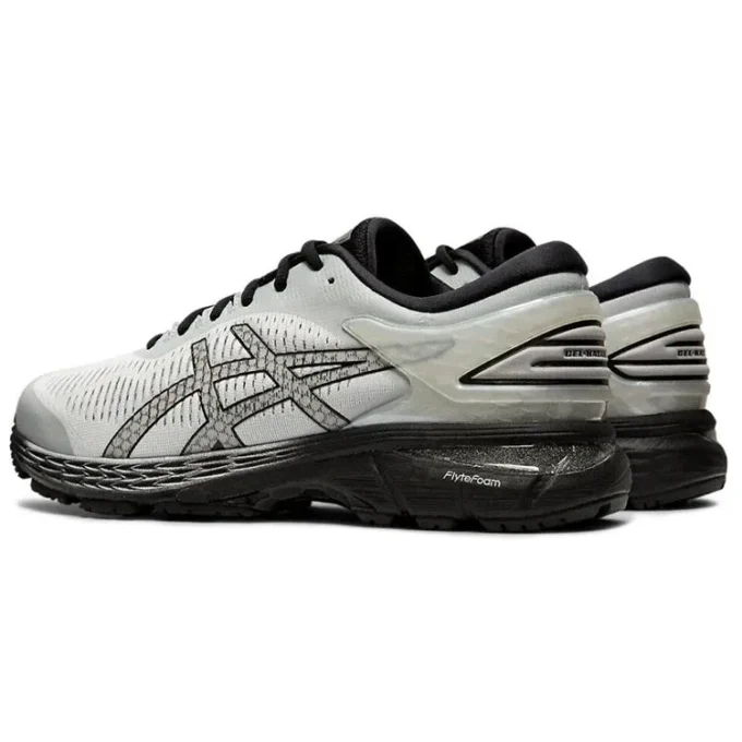 Gel-Kayano 25 «Gris glaciar»