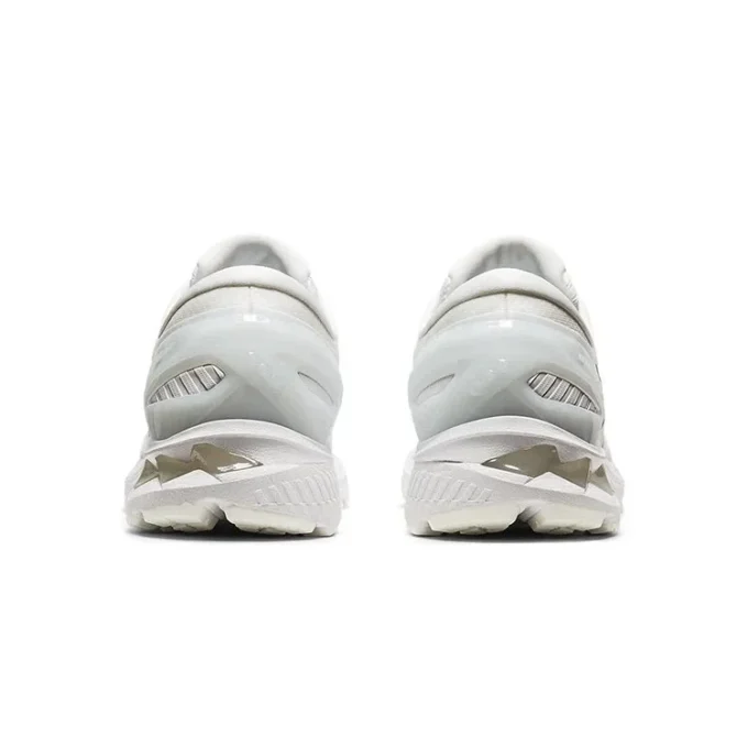 Gel-Kayano 27 «Triple White»