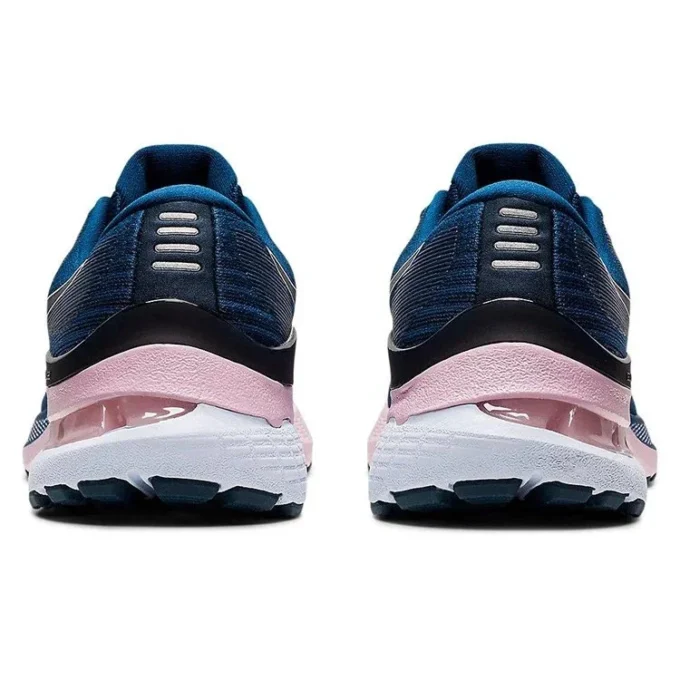 Gel-Kayano 28 «Mako Blue Barely Rose»