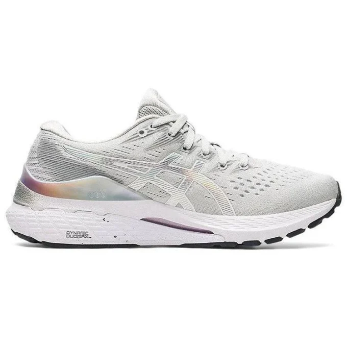 Gel-Kayano 28 «Platinum»