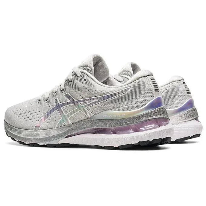 Gel-Kayano 28 «Platinum»