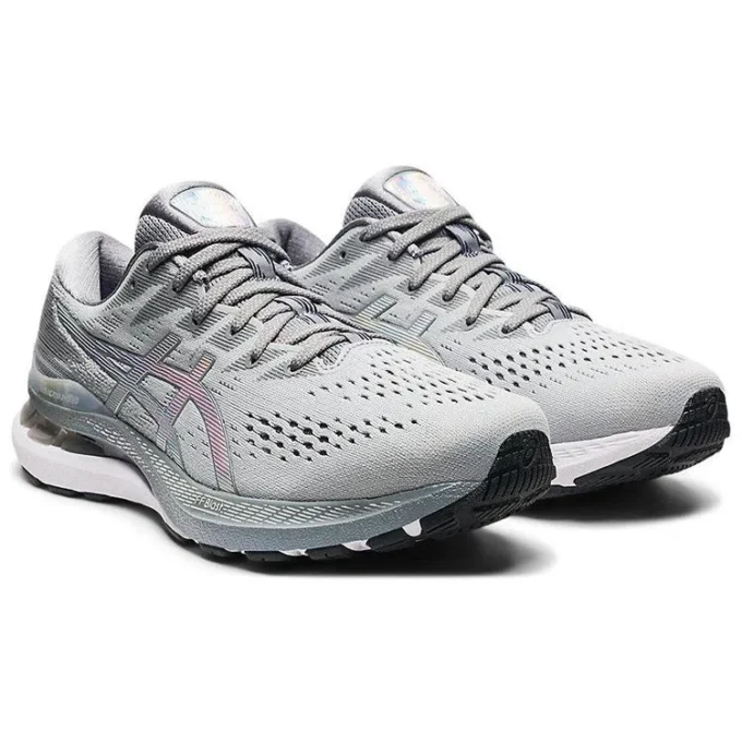 Gel-Kayano 28 «Platinum»