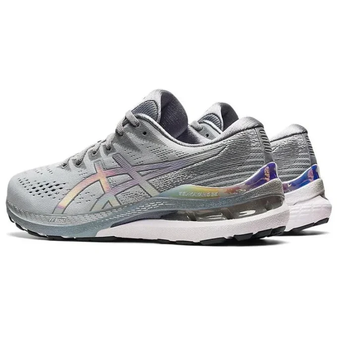 Gel-Kayano 28 «Platinum»