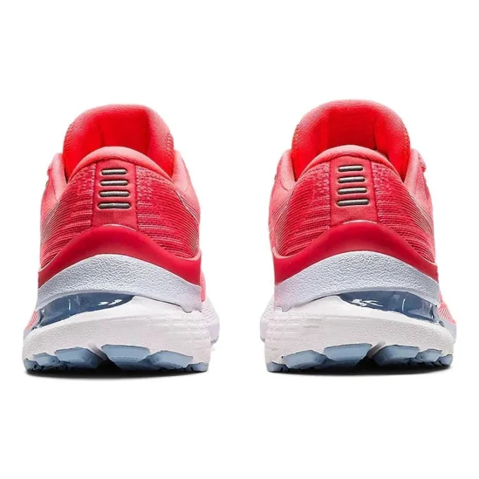 Gel-Kayano 28 Wide «Blazing Coral Mist»