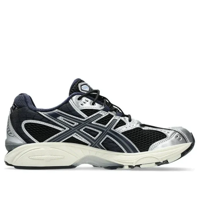 Gel-Nimbus 10.1 «Black Midnight»