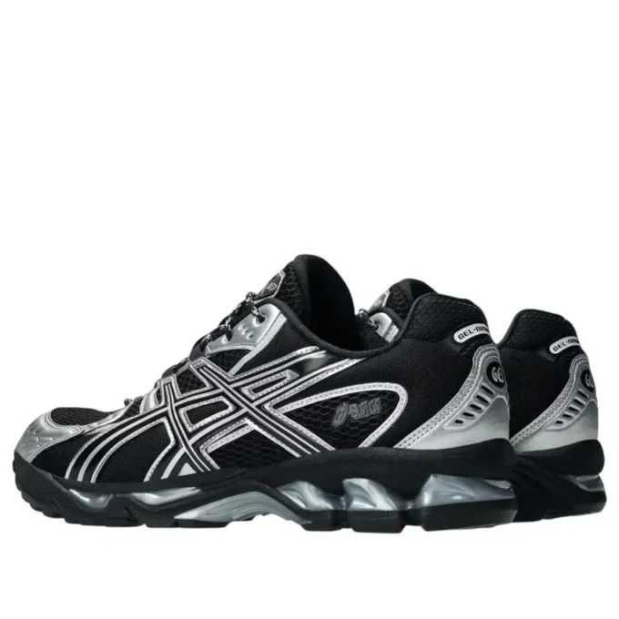 Gel-Nimbus 10.1 «Negro metalizado»