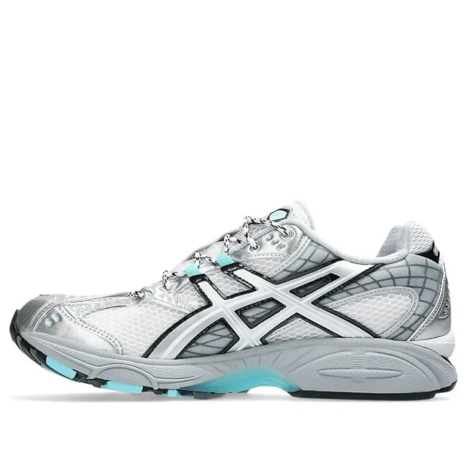 Gel-Nimbus 10.1 «White Piedmont Grey Aqua»