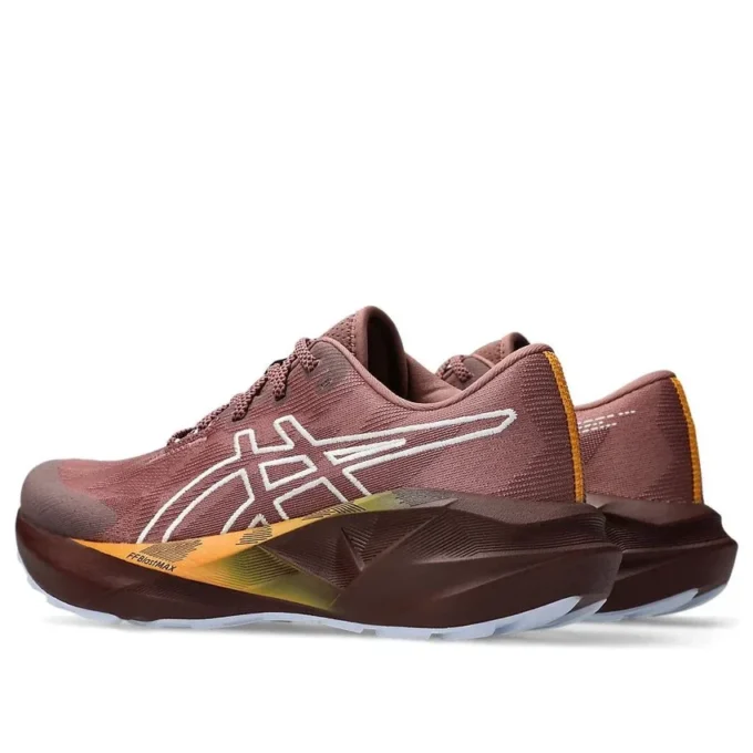 Gel-Nimbus 27 TR «Nature Bathing Dark Rubble Red»
