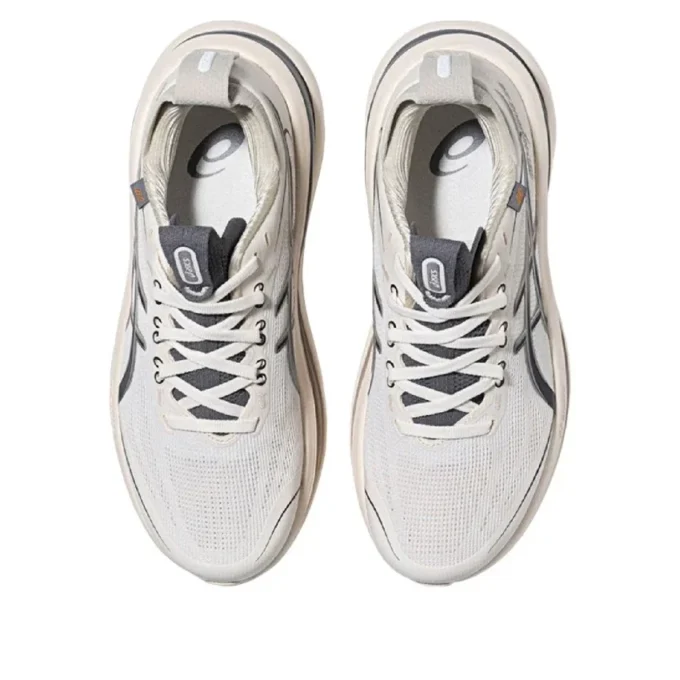 Gel-Nimbus 28 Go «Cream Cement Grey»