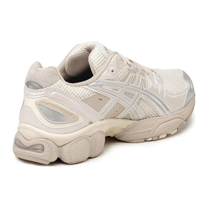 Gel-Nimbus 9 «Mineral Beige»