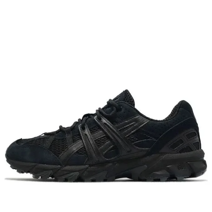 GEL-Sonoma 15-50 «Triple Black»