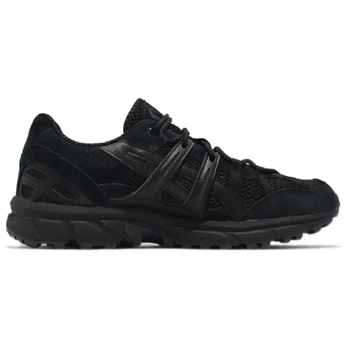 GEL-Sonoma 15-50 «Triple Black»