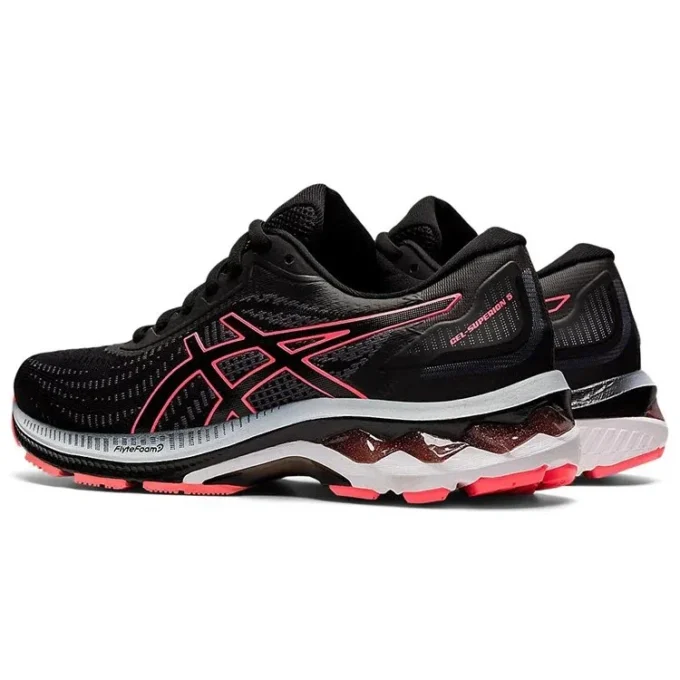 GEL Superion 5 «Negro y coral ardiente»