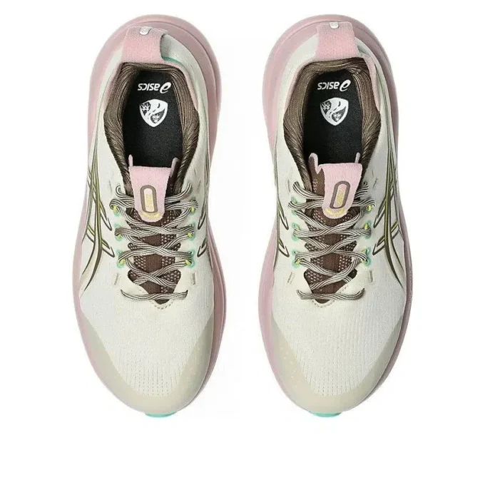 Nimbus 28 TR «Light Dust Clay Canyon»
