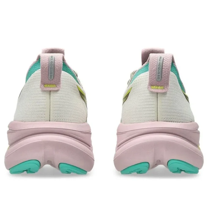 Nimbus 28 TR «Light Dust Clay Canyon»