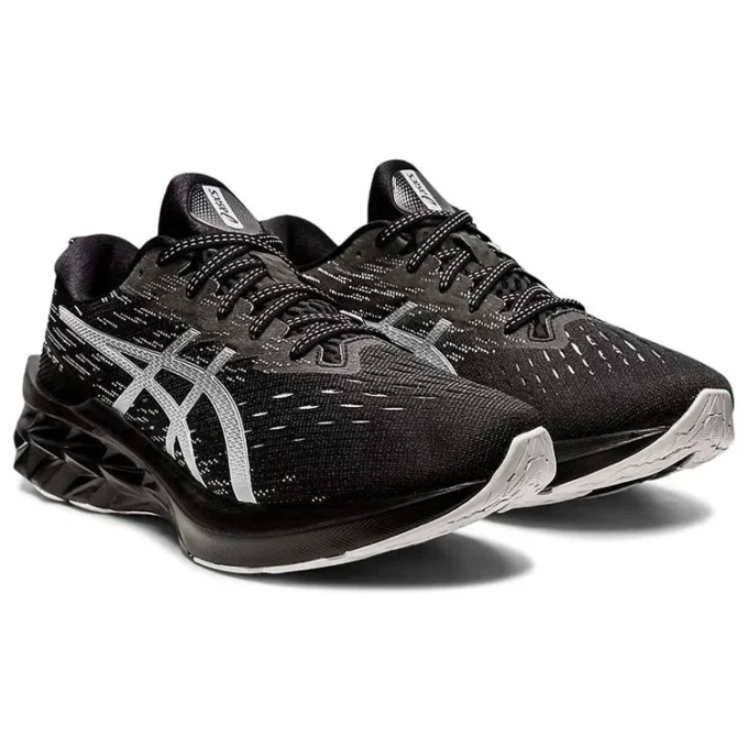 Novablast 2 «Black Pure Silver»
