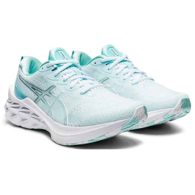 Novablast 2 LE «White Pure Silver»