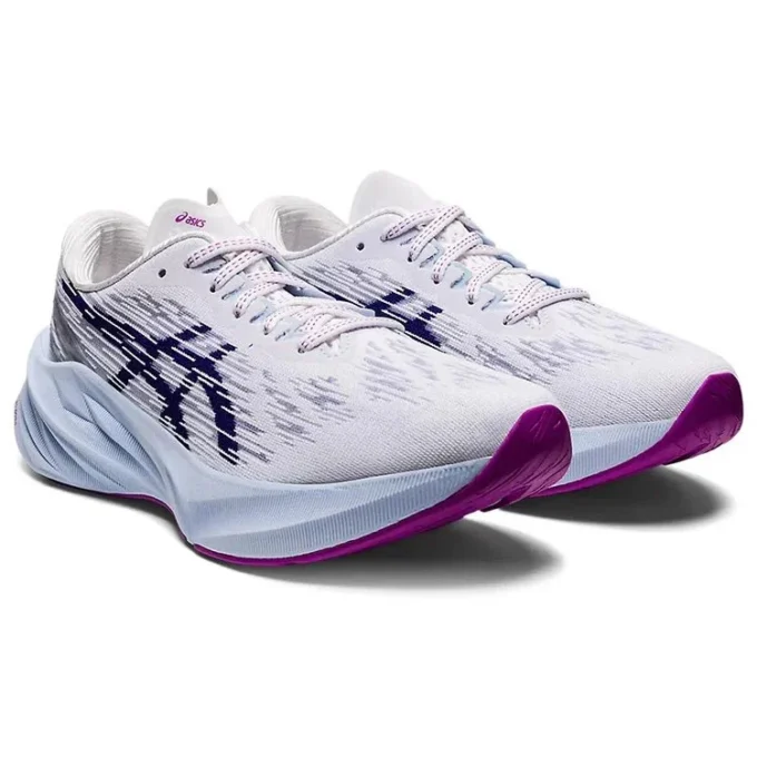 Novablast 3 «Blanco/Azul Dive»