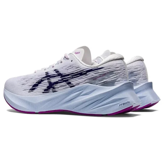 Novablast 3 «Blanco/Azul Dive»