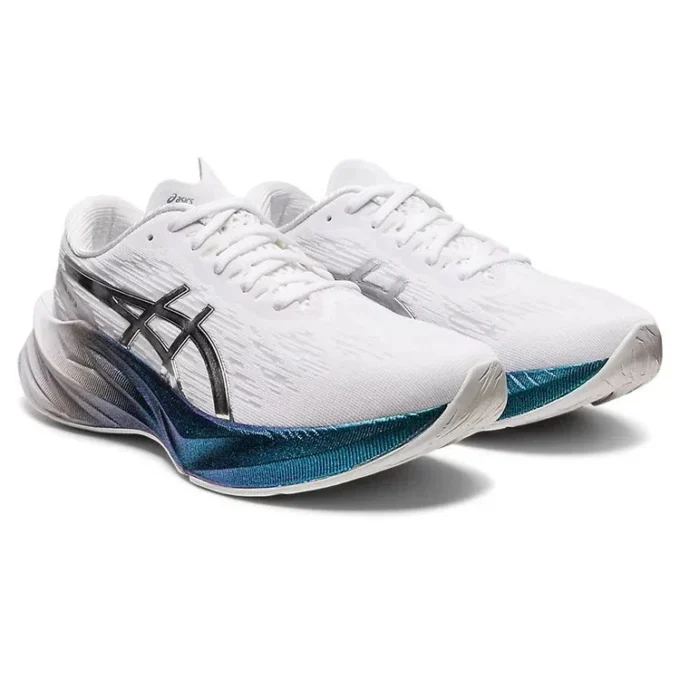 Novablast 3 Platinum «White Metallic Blue»