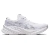 Novablast 3 «White Piedmont Grey»