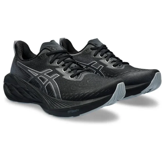 Novablast 4 «Black Graphite Grey» Novablast 4 «Black Graphite Grey»