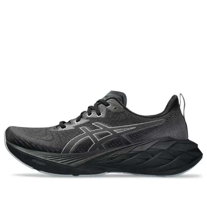 Novablast 4 «Black Graphite Grey» Novablast 4 «Black Graphite Grey»