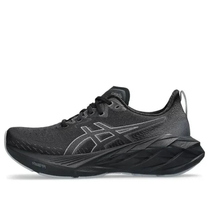 Novablast 4 «Black Graphite Grey»
