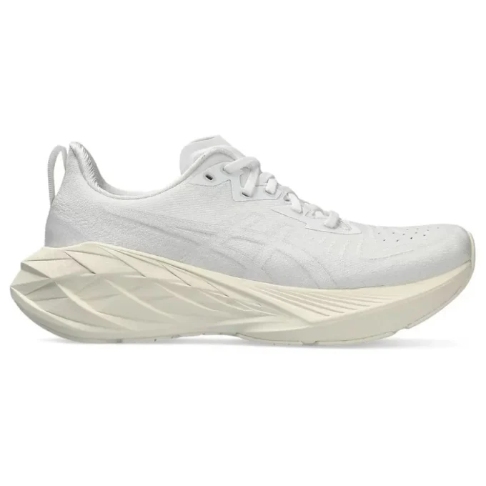Novablast 4 «Blanco Crema»