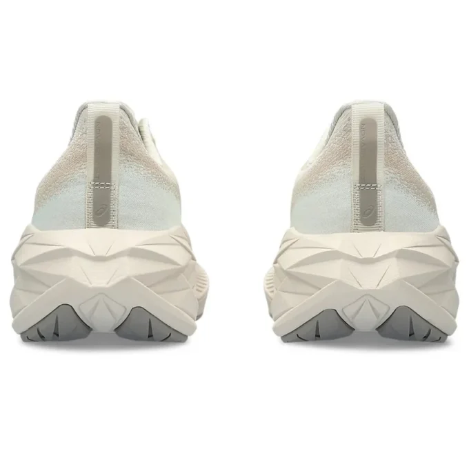 Novablast 4 D «Oatmeal Moonrock»
