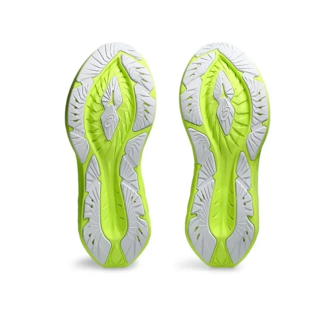 Novablast 4 «Safety Yellow Cool Grey» Novablast 4 «Safety Yellow Cool Grey»